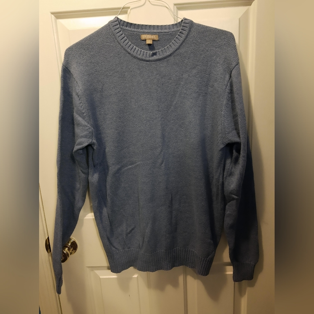 Men's size Medium Light Blue Crew Neck Sweater made by George in China